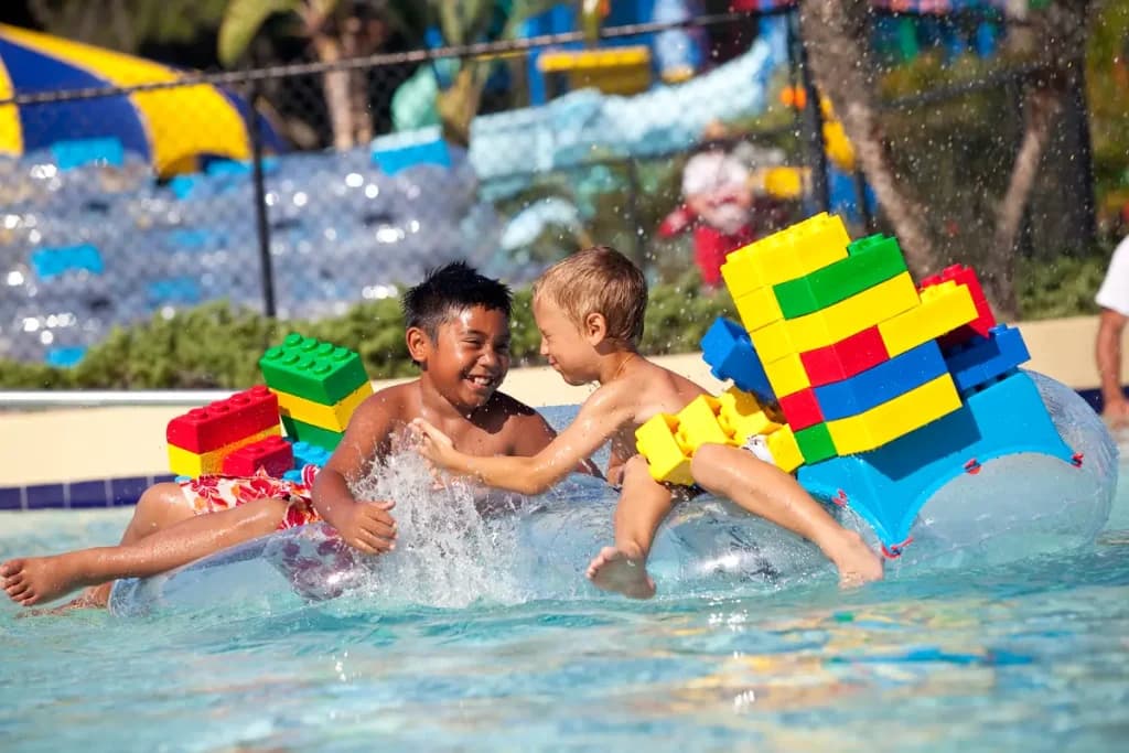 Renting Legoland Water Park Cabanas