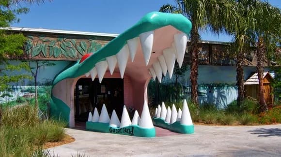 Gatorland Guide in Florida