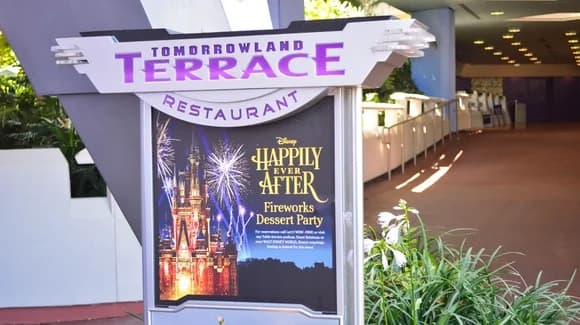 Disney Dining Packages & Dessert Parties in 2026