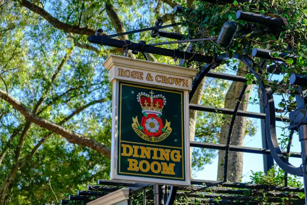 Rose & Crown Disney Restaurant