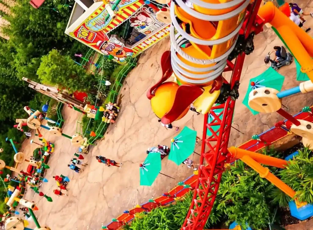 Slinky Dog Dash coaster in Toy Story Land
