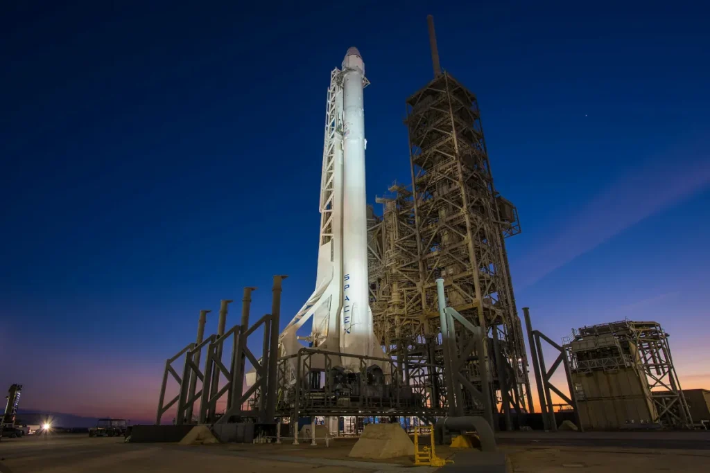 SpaceX Falcon 9 Dragon Vertical Florida
